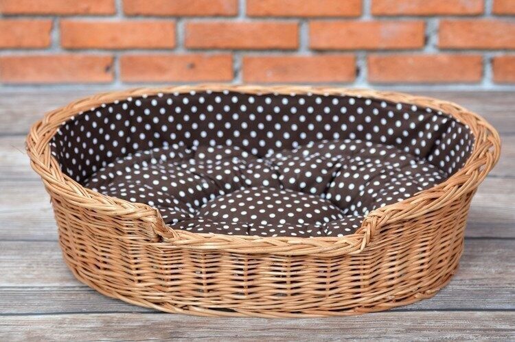 Esmira kunststof rieten hondenmand met polka dot kussen - Afbeelding 4